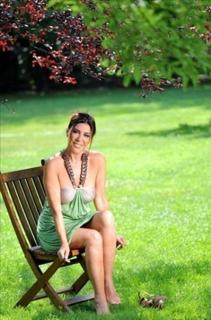 Nebahat Çehre feet photo 3
