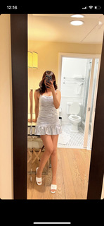 Neekolul feet photo thumbnail