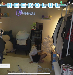 Neekolul feet photo thumbnail