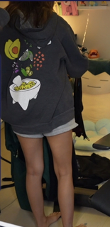 Neekolul feet photo thumbnail