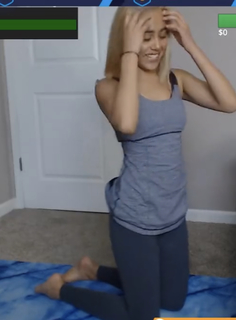 Neekolul feet photo thumbnail