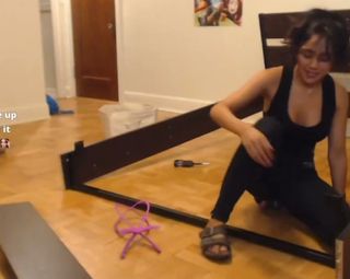 Neekolul feet photo thumbnail