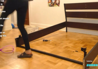 Neekolul feet photo thumbnail