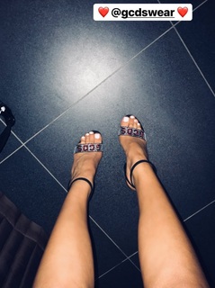 Neelam Gill feet photo 13