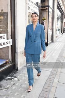 Neelam Gill feet photo 12