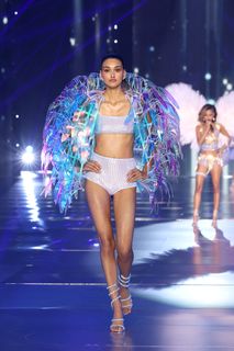 Neelam Gill feet photo 10