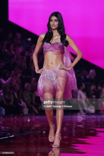 Neelam Gill feet photo 12