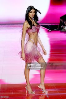 Neelam Gill feet photo 11