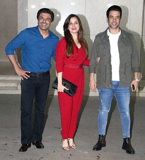 Neelam Kothari feet photo 1