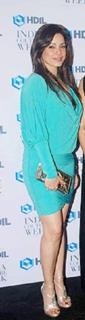 Neelam Kothari feet photo 1