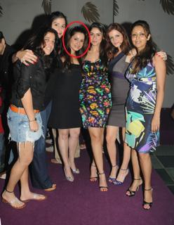 Neelam Kothari feet photo 2