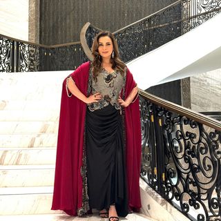 Neelam Kothari feet photo 4
