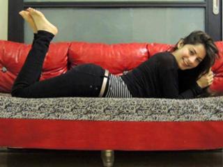Neelam Muneer feet photo thumbnail