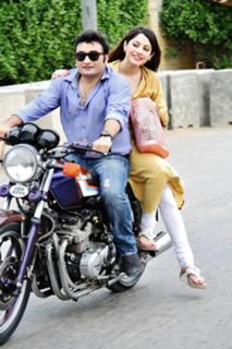 Neelam Muneer feet photo thumbnail