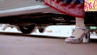 Neelam Muneer feet photo thumbnail