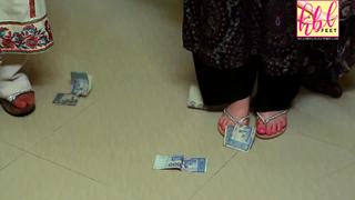 Neelam Muneer feet photo thumbnail