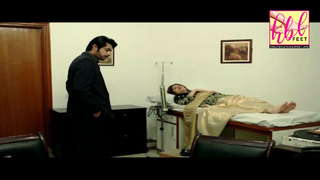 Neelam Muneer feet photo thumbnail