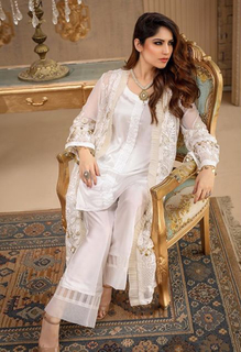 Neelam Muneer feet photo thumbnail