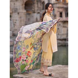 Neelam Muneer feet photo thumbnail