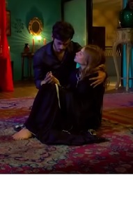 Neelam Muneer feet photo thumbnail