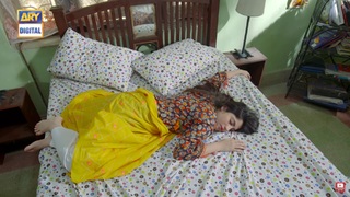 Neelam Muneer feet photo thumbnail