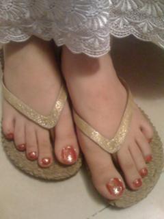Neelam Muneer feet photo thumbnail