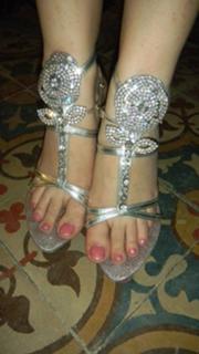 Neelam Muneer feet photo thumbnail