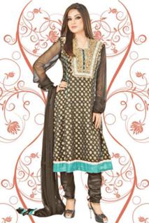 Neelam Muneer feet photo thumbnail