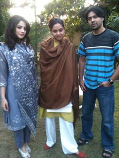 Neelam Muneer feet photo thumbnail