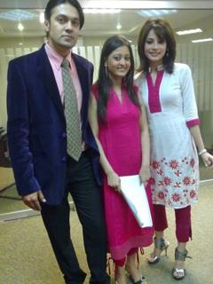 Neelam Muneer feet photo thumbnail