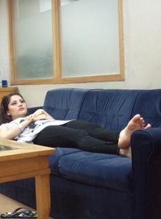 Neelam Muneer feet photo thumbnail