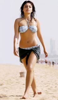 Neeru Bajwa feet photo thumbnail