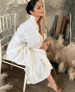 Neeru Bajwa feet photo thumbnail