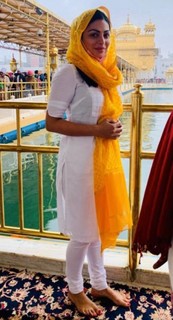 Neeru Bajwa feet photo thumbnail