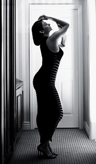 Neeru Bajwa feet photo thumbnail