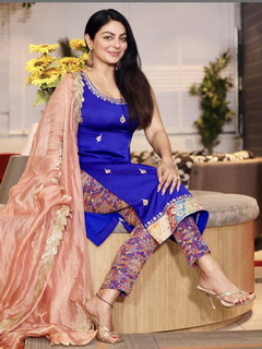 Neeru Bajwa feet photo thumbnail