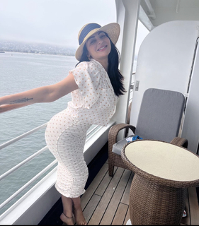 Neeru Bajwa feet photo thumbnail