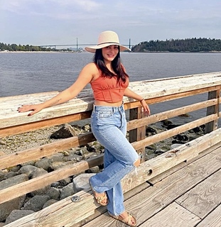 Neeru Bajwa feet photo thumbnail