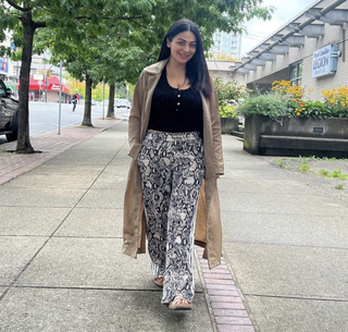 Neeru Bajwa feet photo thumbnail