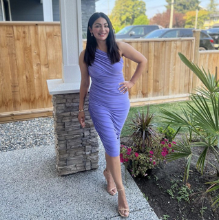 Neeru Bajwa feet photo thumbnail