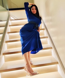 Neeru Bajwa feet photo thumbnail