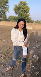 Neeru Bajwa feet photo thumbnail
