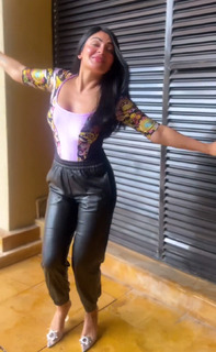 Neeru Bajwa feet photo thumbnail