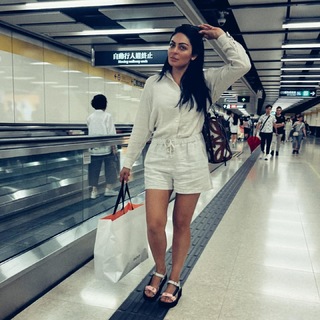 Neeru Bajwa feet photo thumbnail