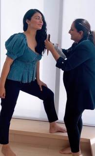 Neeru Bajwa feet photo thumbnail