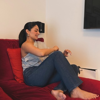 Neeru Bajwa feet photo thumbnail