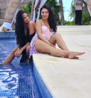 Neeru Bajwa feet photo thumbnail