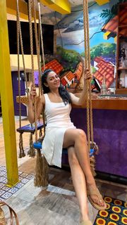 Neeru Bajwa feet photo thumbnail