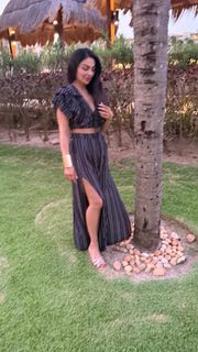 Neeru Bajwa feet photo thumbnail