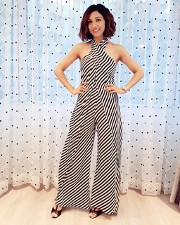 Neeti Mohan feet photo 15